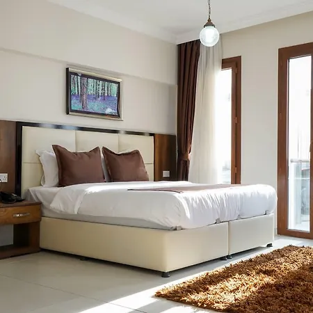 Hotel Enkayahotel 2*