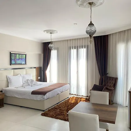 Hotel Enkayahotel 2*